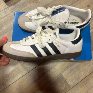 Adidas White and Black Sneakers Classic Style